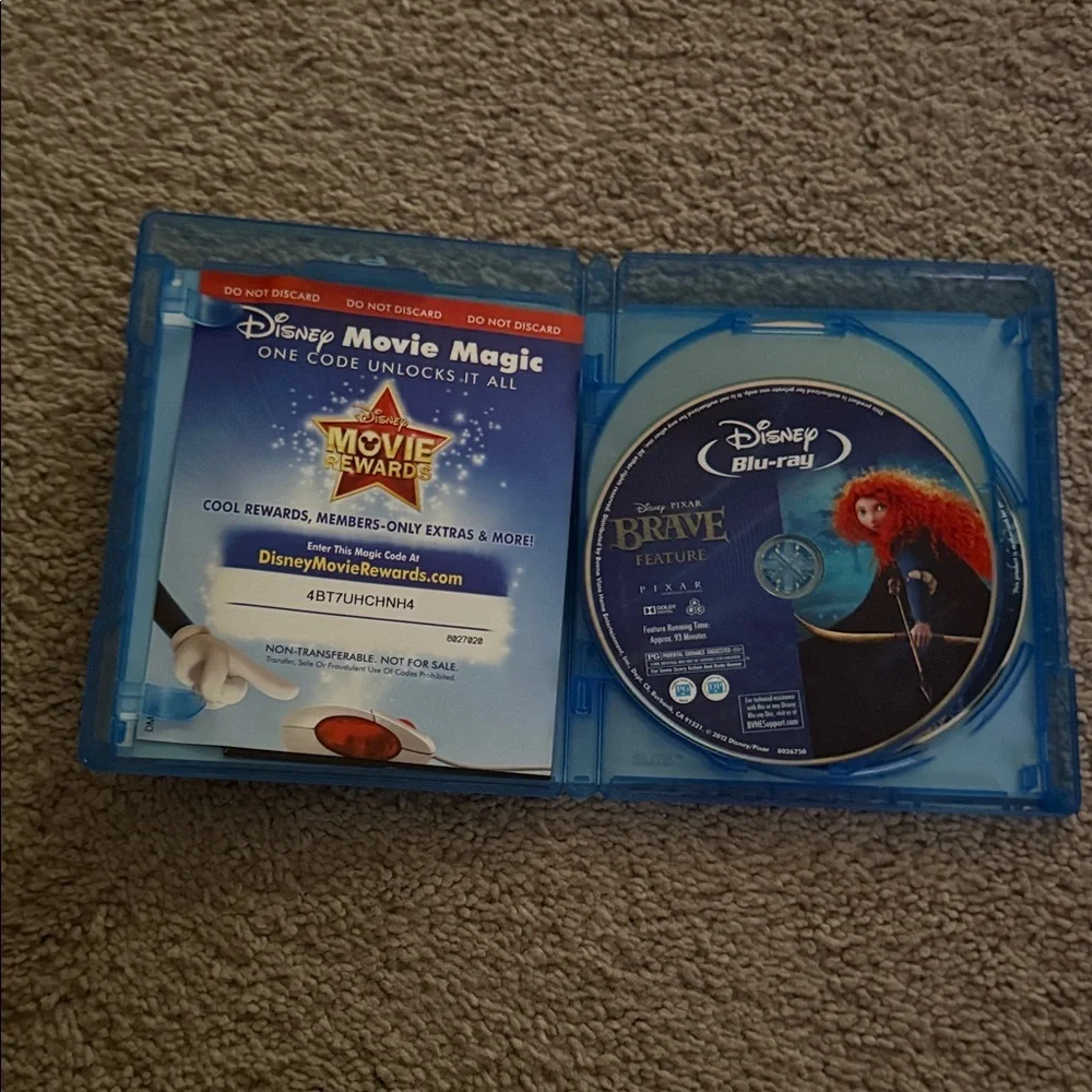 Disney Brave Blu-ray with Blue Case - Picture 3 of 4